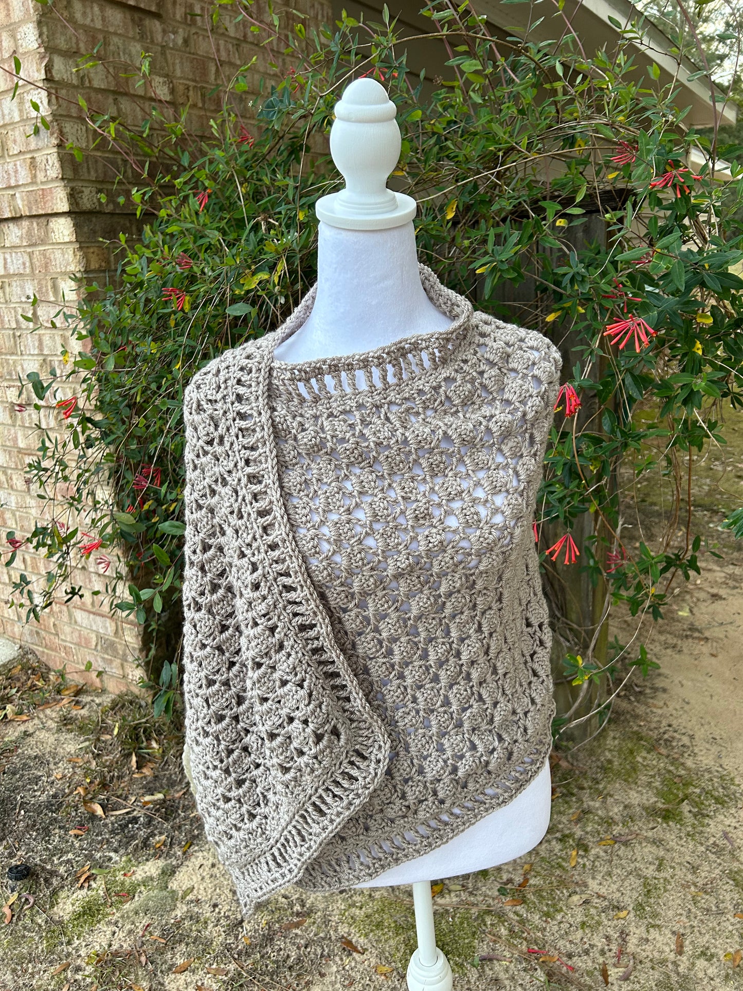 Elegant and Cozy All-Weather Crochet Shawl