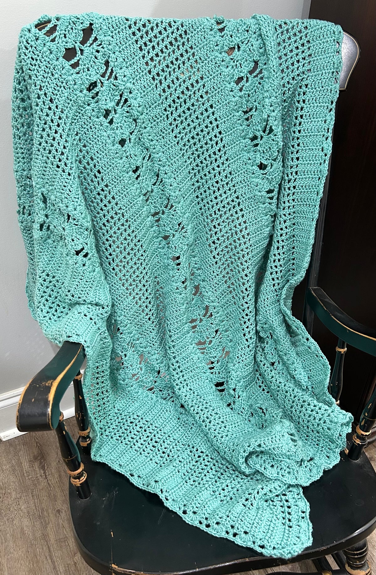 Shells & Lattice Baby Blanket